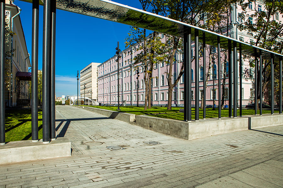 Вход в Парк Горького с Ленинского проспекта