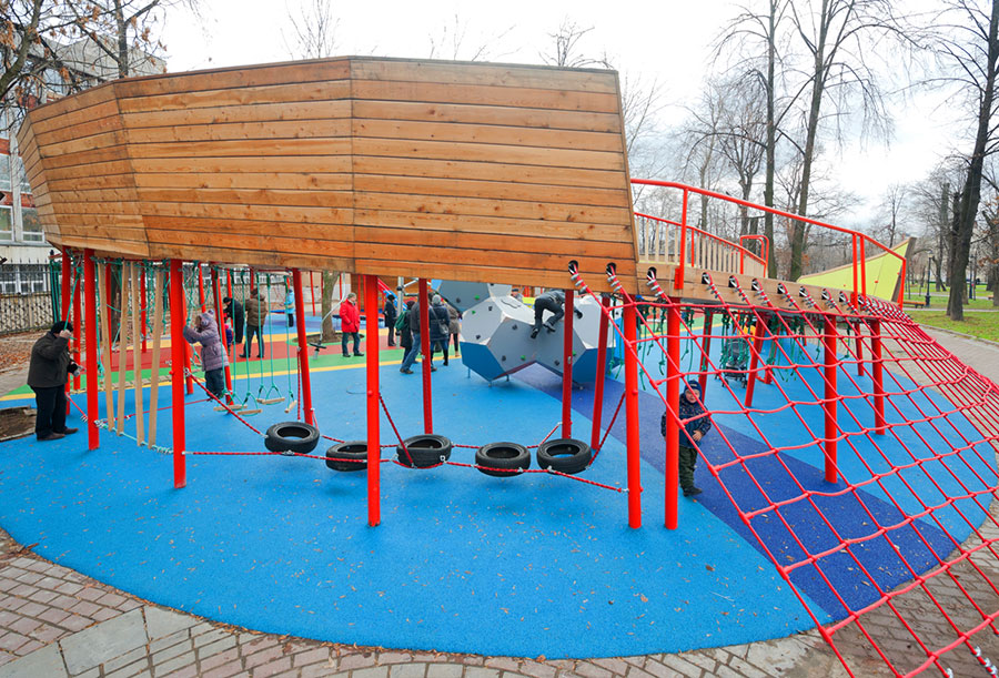 Как обустроить игровую площадку для детского сада?